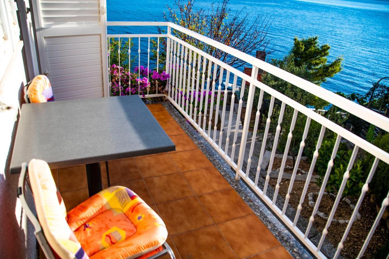 Apartments Lile By The Sea, Celina Zavode Exterior photo
