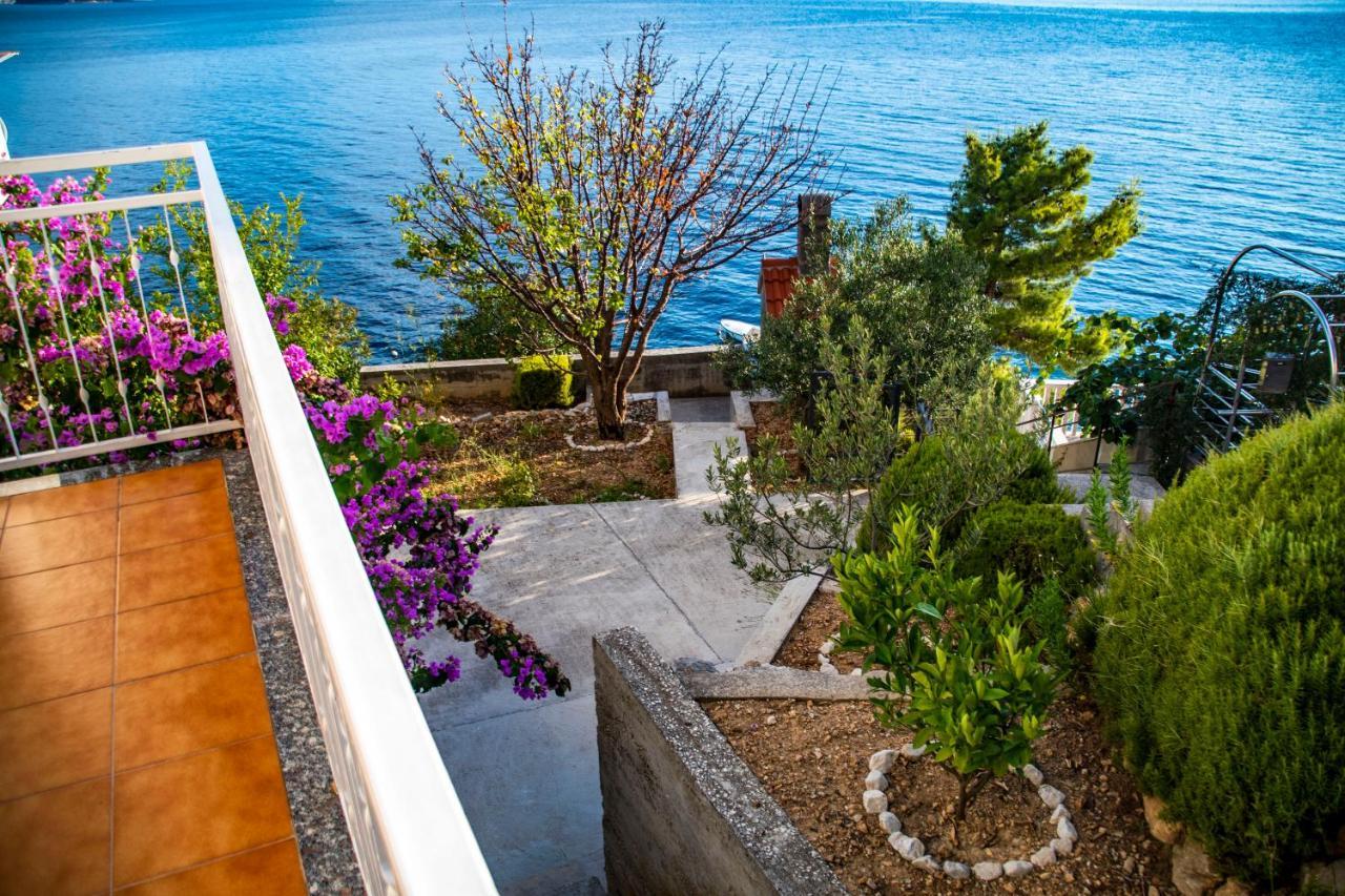 Apartments Lile By The Sea, Celina Zavode Exterior photo
