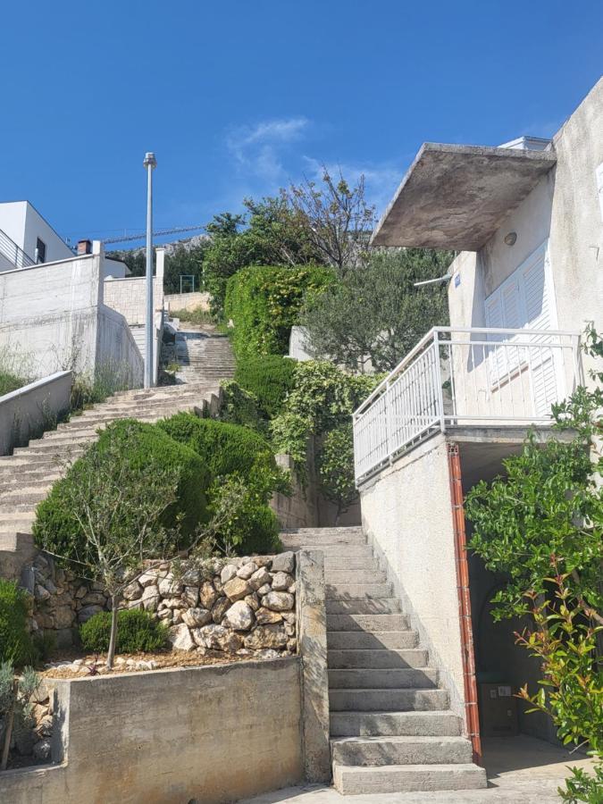 Apartments Lile By The Sea, Celina Zavode Exterior photo
